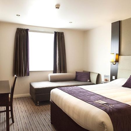 Premier Inn ميرثير تيدفيل المظهر الخارجي الصورة