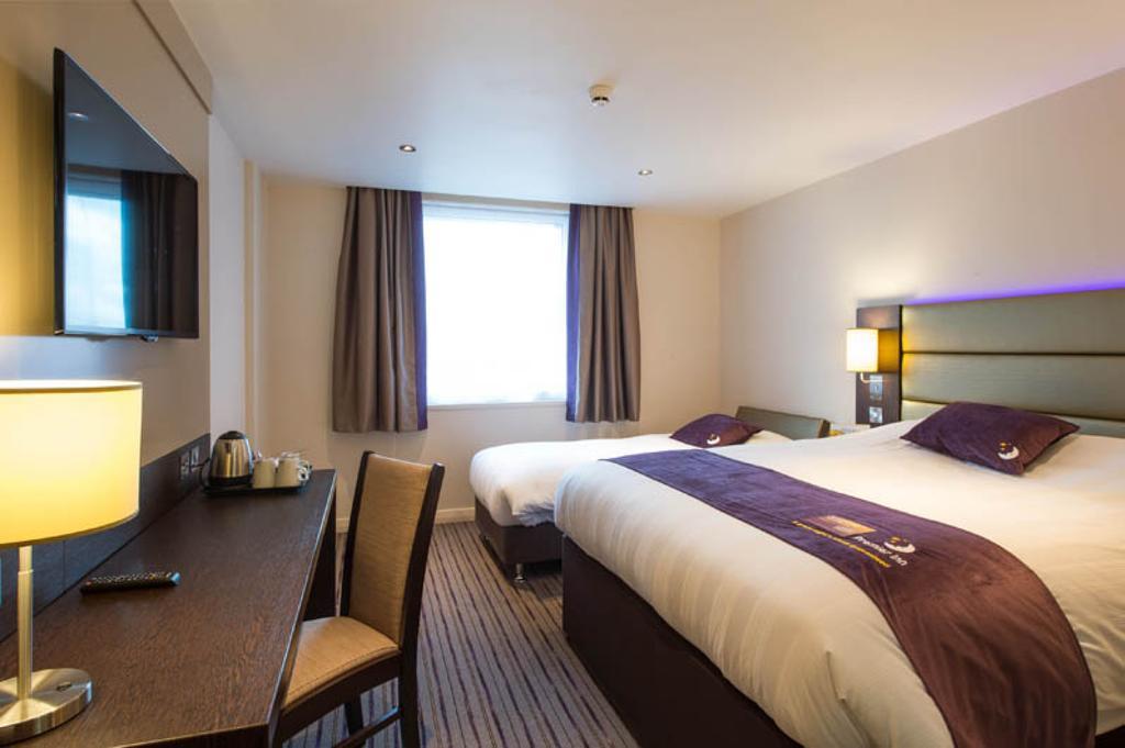 Premier Inn ميرثير تيدفيل المظهر الخارجي الصورة